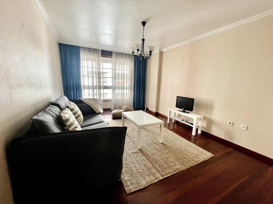 Agradable Apartamento Centrico En Cangas Dış mekan fotoğraf
