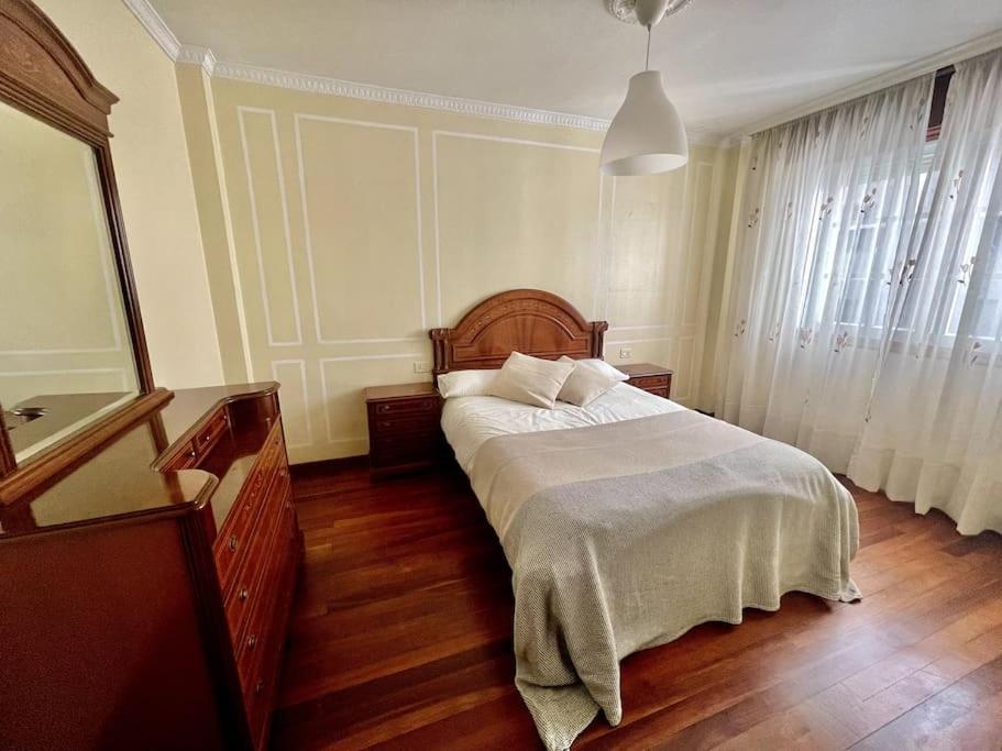 Agradable Apartamento Centrico En Cangas Dış mekan fotoğraf