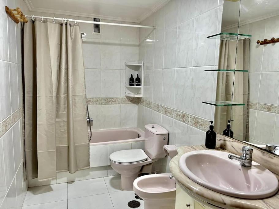 Agradable Apartamento Centrico En Cangas Dış mekan fotoğraf