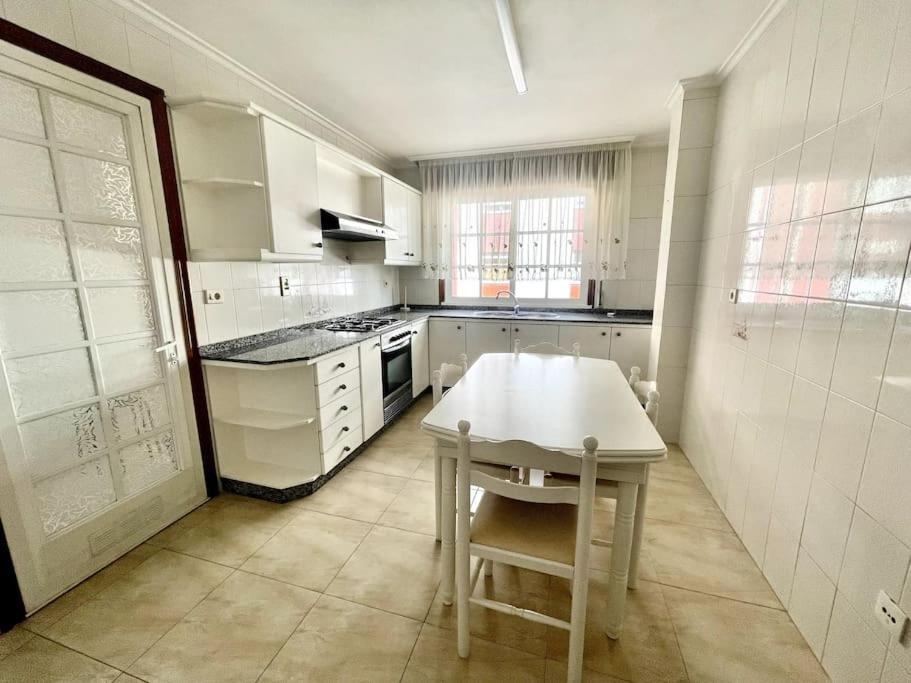 Agradable Apartamento Centrico En Cangas Dış mekan fotoğraf